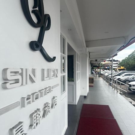 Sin Lien Hotel Keluang Zewnętrze zdjęcie