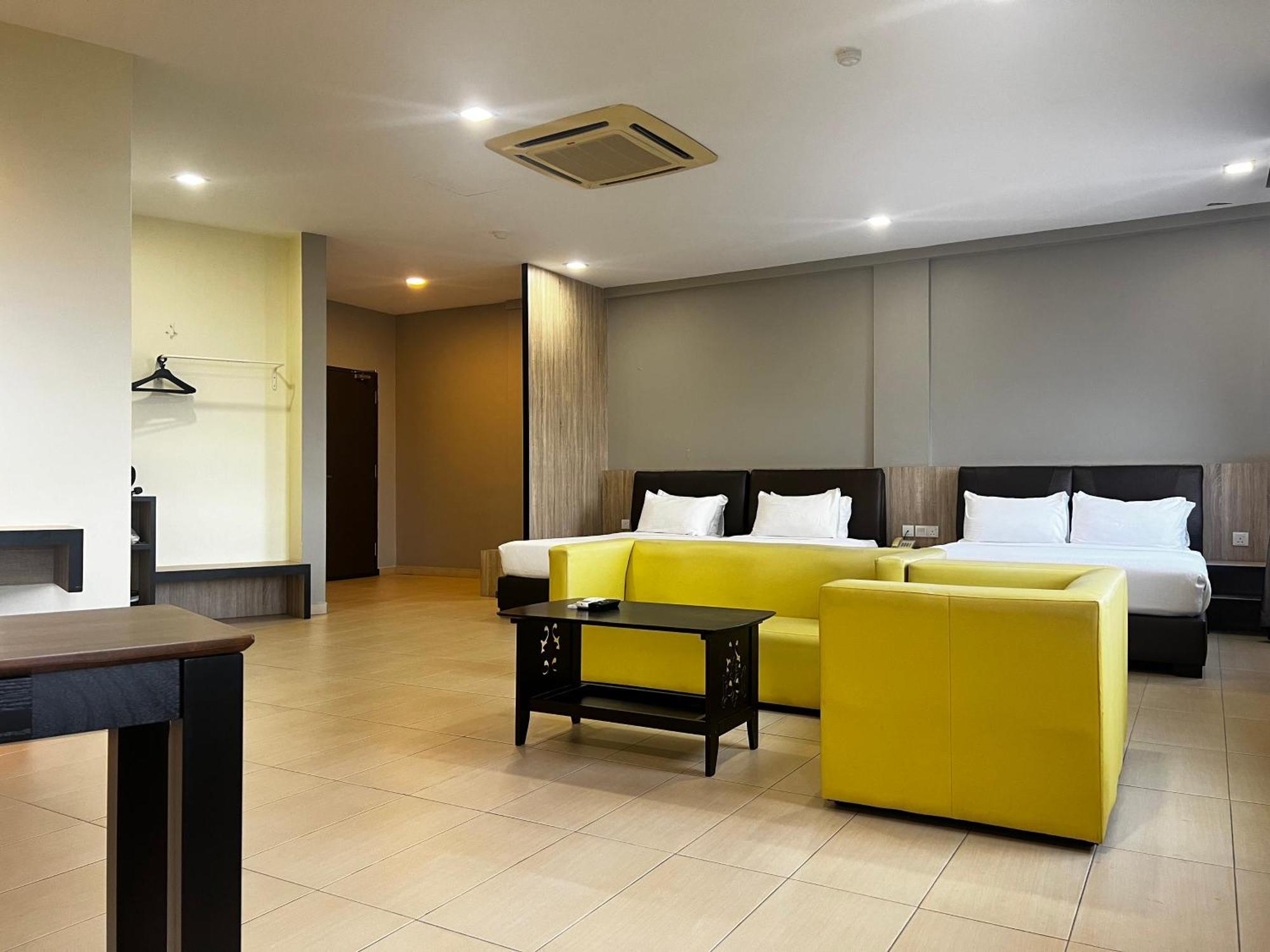 Sin Lien Hotel Keluang Zewnętrze zdjęcie